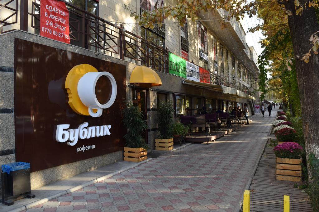 Bishkek Flatlux Apartments Buitenkant foto